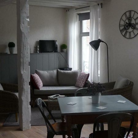 Вилла Autrefois Chez Lina Динан Экстерьер фото
